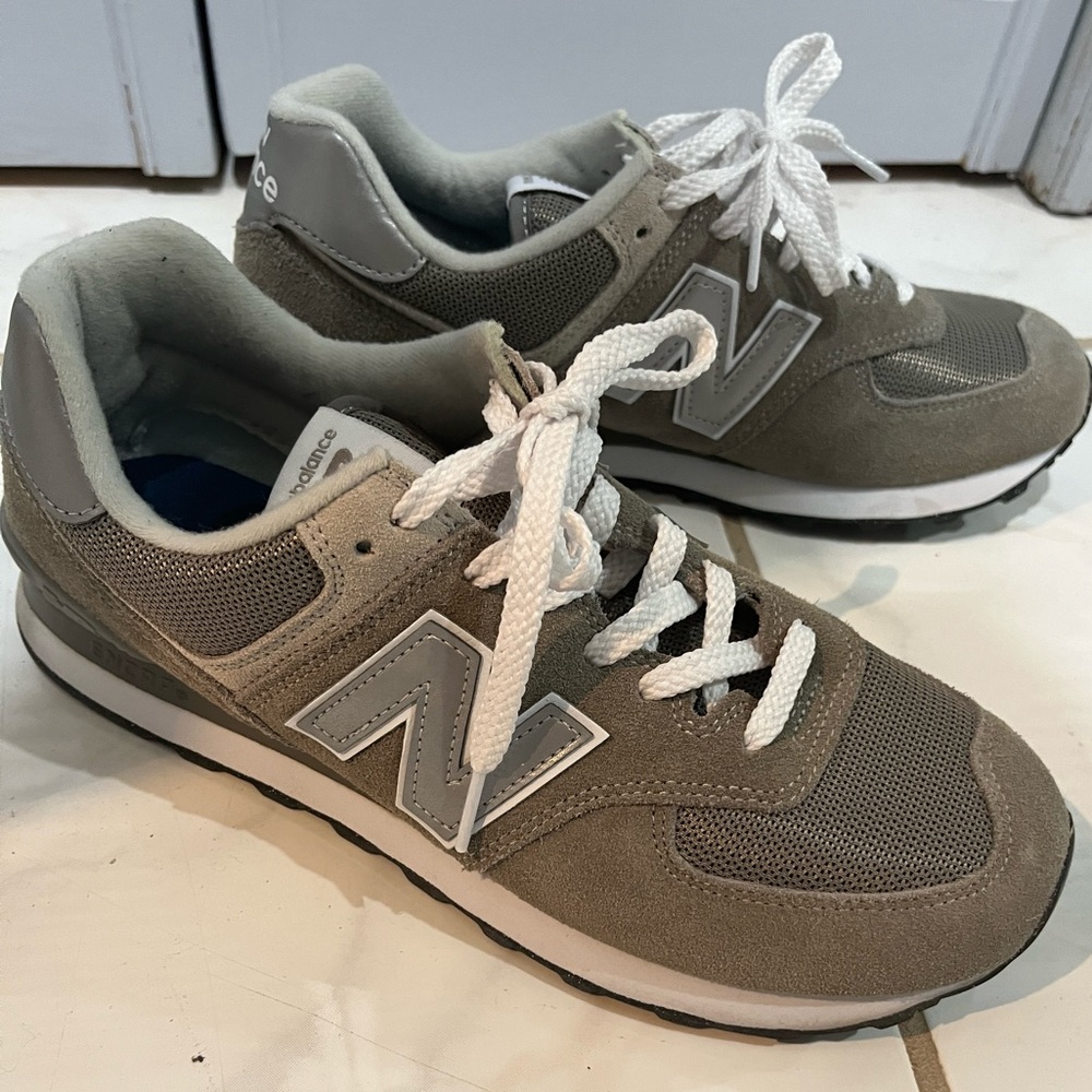 New Balance 574 Sneakers.